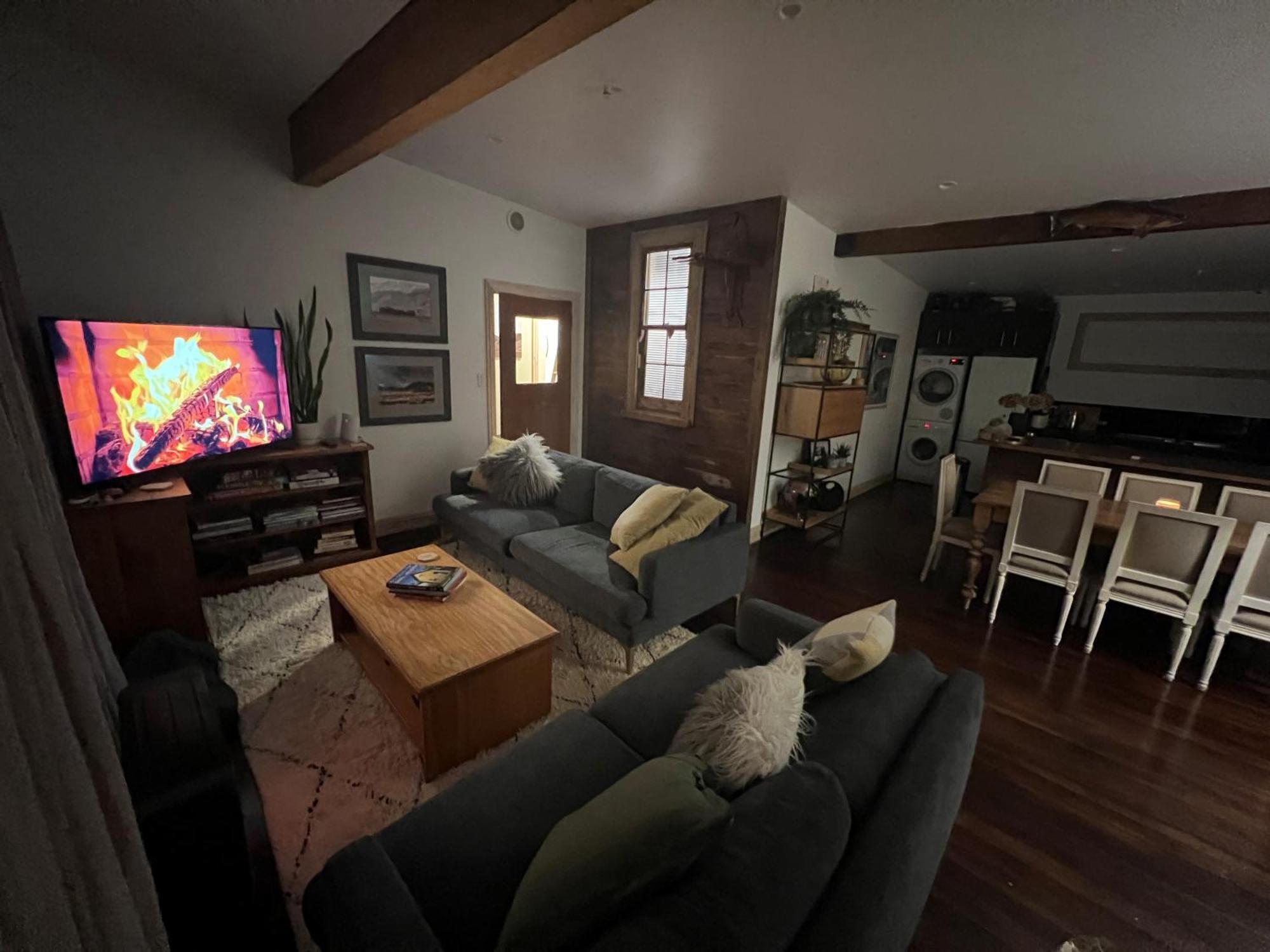Base Camp Cottage 타우포 호 외부 사진
